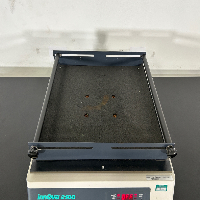 New Brunswick Innova 2100 Platform Shaker image 2